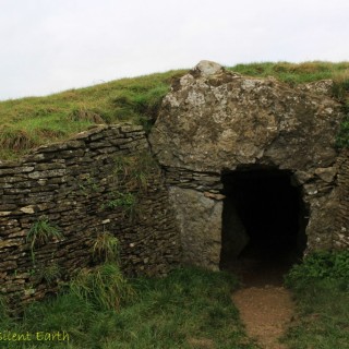 Stoney Littleton Long Barrow